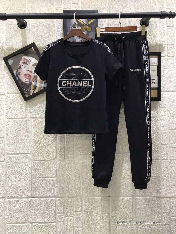 Chanel香奈兒 法國專櫃同步新款 小香新款 刺繡套裝 刺繡LOGO亮片繡花 鬆緊腰褲 時尚大氣款  xly1373